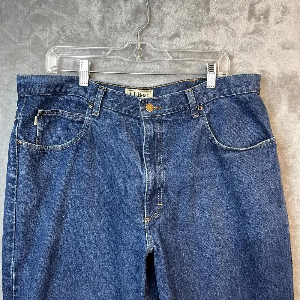 L L Bean Mens Jeans Natural Fit Size 38 x29 104731 Denim Straight Leg Chore Work